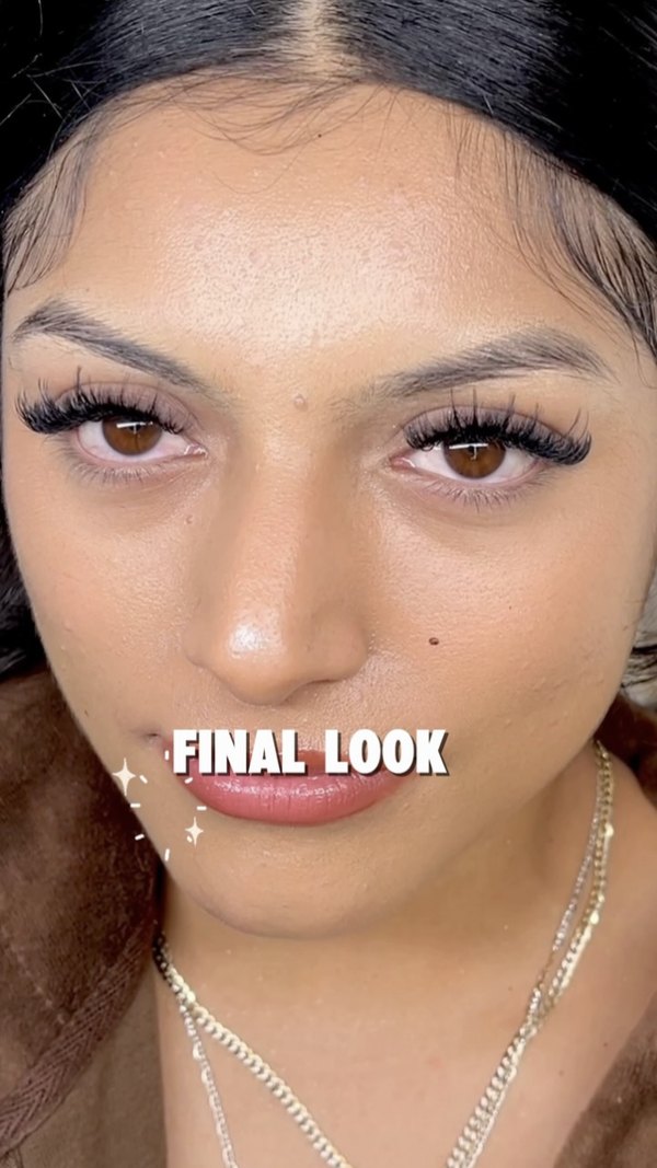 Dark lash line + minimal spikes + cat-eye map